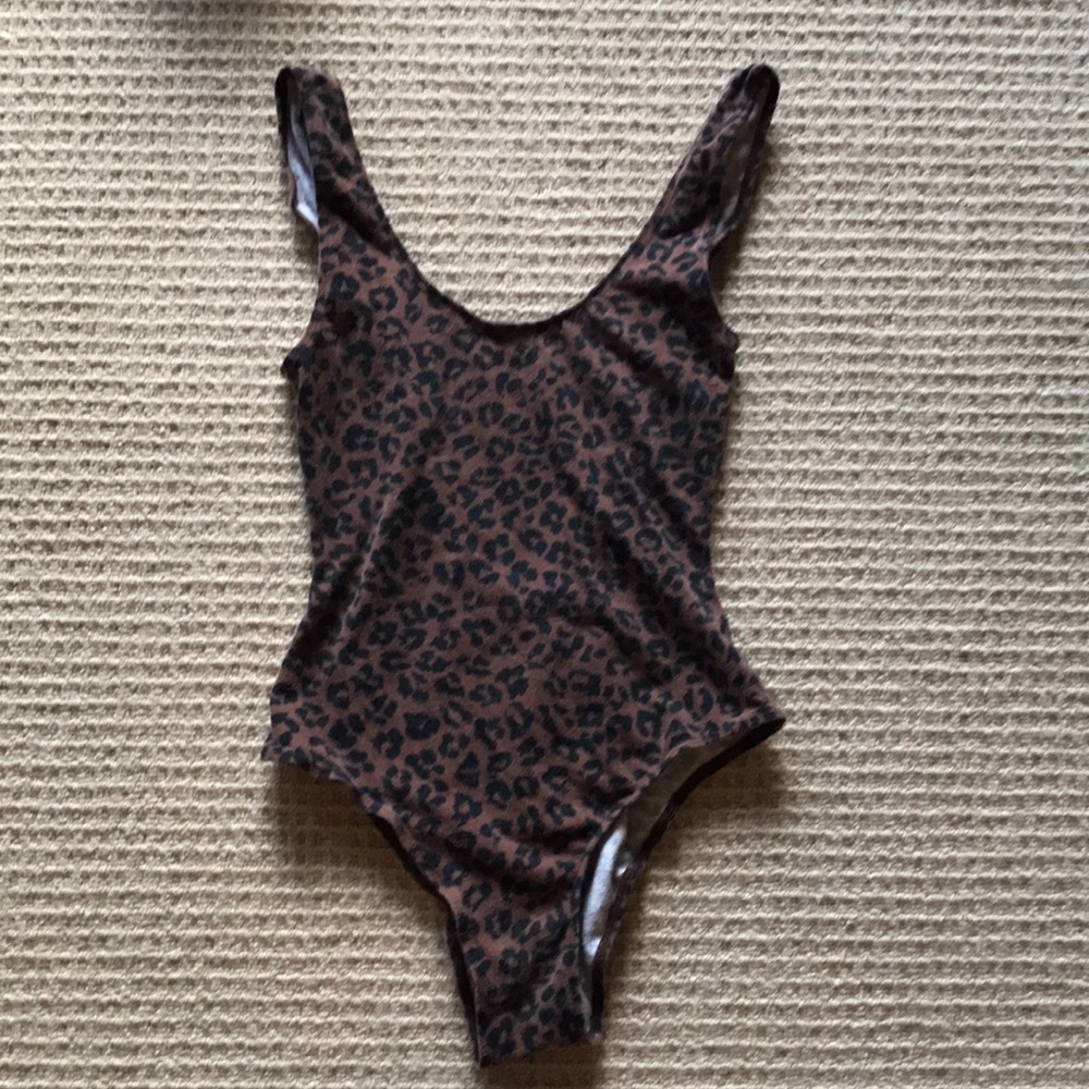 Leopard print bodysuit